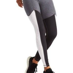 NWT Lucy to the barre textured legging